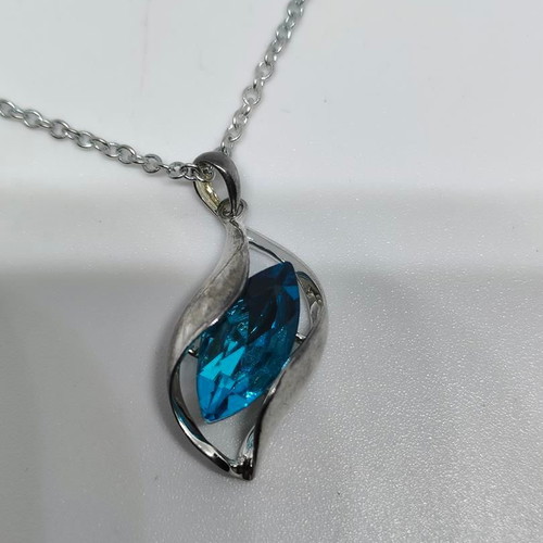 Necklace with Blue Marquise Crystal silver finish like new