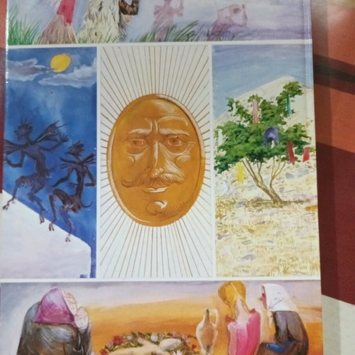 Book Oi 12 Mines Ta Laografika like new