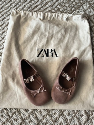 Zara ballerinas size 22 like new, pink with butterfly strap