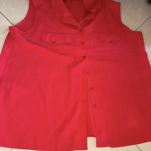 Shirt red size L like new