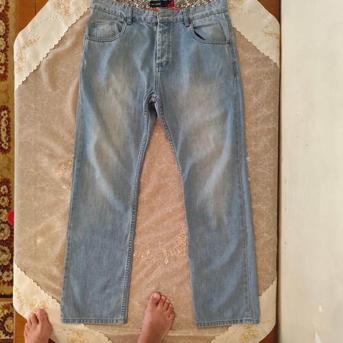 Billabong jeans used, size L, blue, missing first button