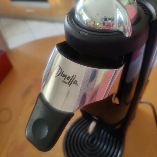 Dimello WPod400 Espresso Coffee Maker like new