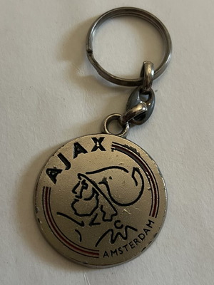 Metal Ajax AFC Ajax keychain used, official football memorabilia