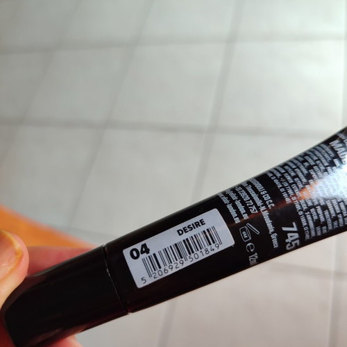 Elixir Make Me Blush liquid blush shade 04 Desire, like new