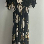 Dress with large flowers like new, size S/M, black and white