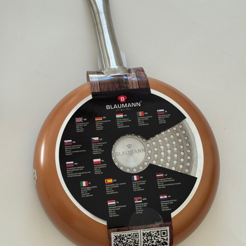 Blaumann Le Chef Cookware set of 2, new, non-stick copper color