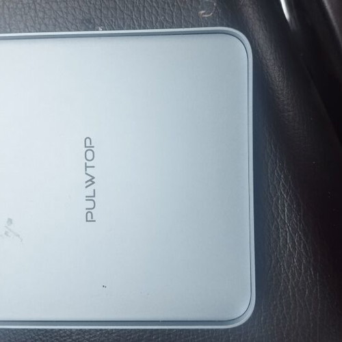 Pulwtop USB-C docking station used, silver
