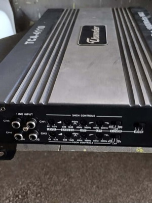 Four-channel car amplifier 1800 watt