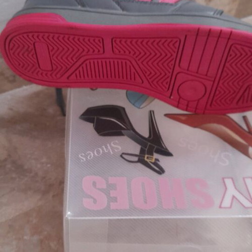 Athletic shoes like new, gray, size 36, with fur inside