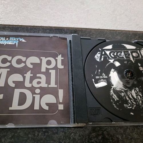 Accept Breakers On Stage CD used