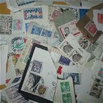 Λοτ 220 ξένα γραμματοσημα , αποκομμένα απο ταχυδρομημένους φάκελους