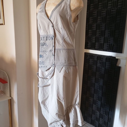 Vintage dress size M, like new, gray