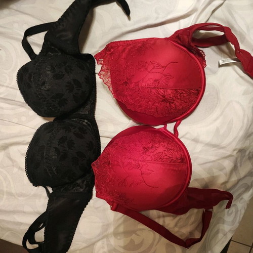 Primark bras like new, pack of two, red and black