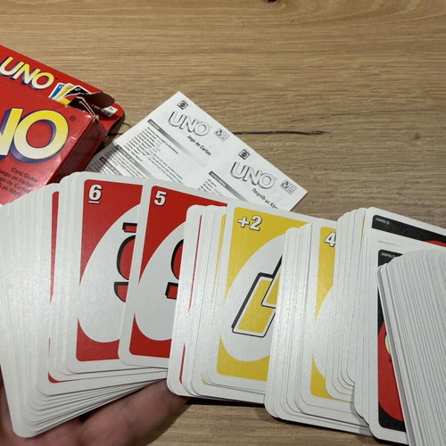 Uno game travel set, full