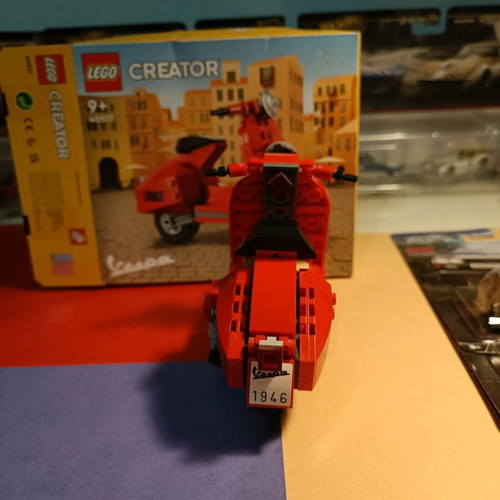 Lego Vespa 40517 Creator retired set like new