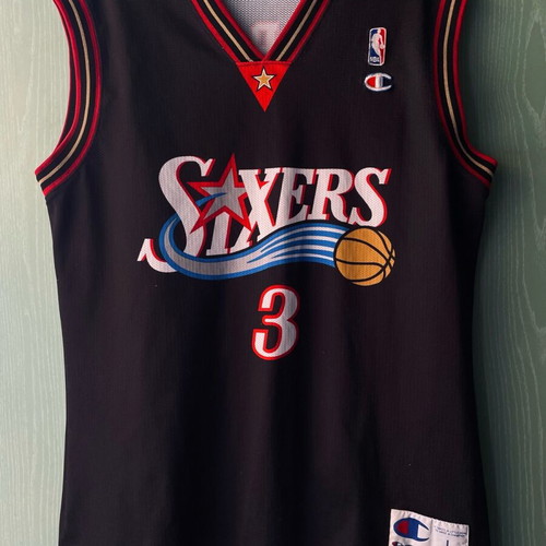 Allen Iverson Philadelphia 76ers jersey size L like new