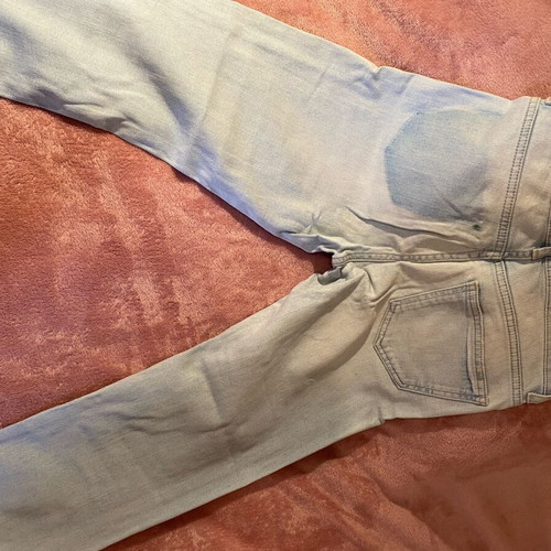 Bershka women's jeans used, blue, elastic with knee rip
