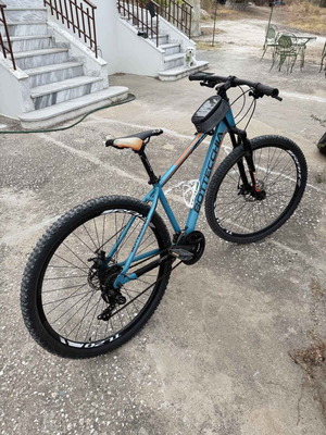 Bottecchia bike blue 21-speed like new
