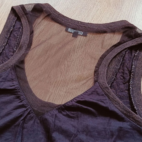 Toi&Moi sleeveless top with sequins size M like new, brown and gold