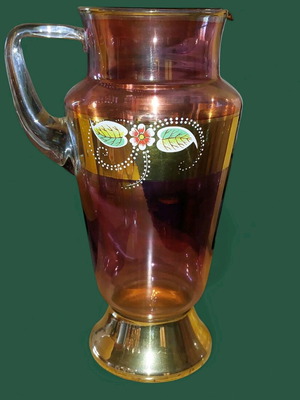 Pitcher and 5 liqueur glasses like new
