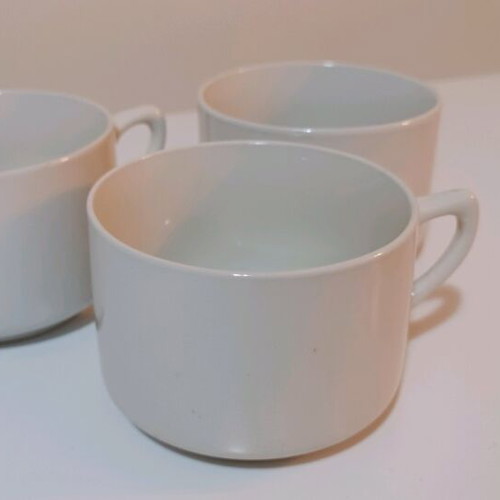 Porcelain cups used, set of 7 New porcelain Candia