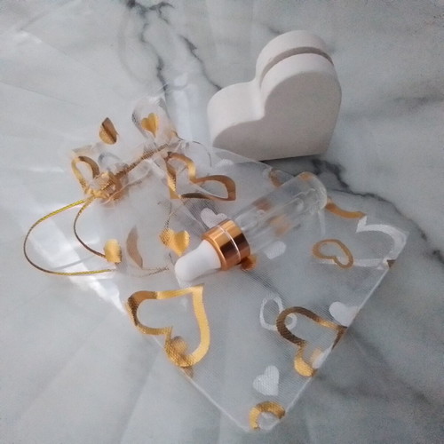 Gift favors set of 5 with heart card holder and handmade musk perfume