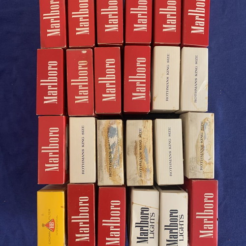 Cigarette boxes used, pack of 24, authentic from 1982