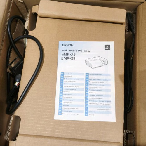 Epson EMP-X52 projector like new