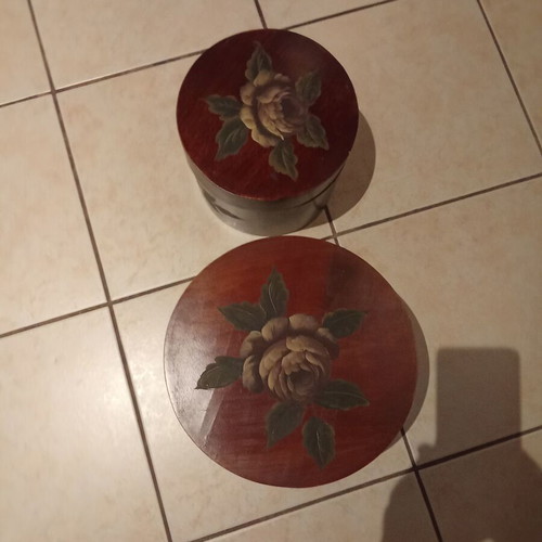 Decorative wooden boxes like new, set of 2