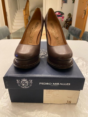 Pedro Miralles leather pumps with platform brown like new, size 38