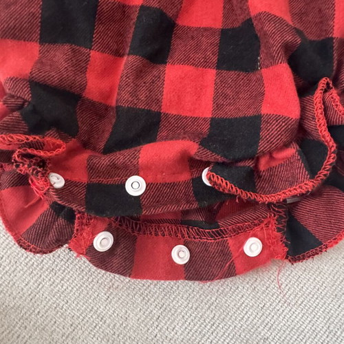 Baby romper like new for 6-9 months