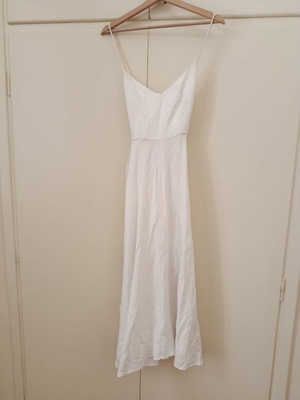 Oysho white dress, classic style, size M