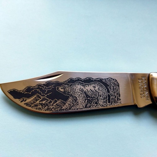 Schrade Limited Edition 2007 Handmade Knife with Bear Engraving Acrylic New