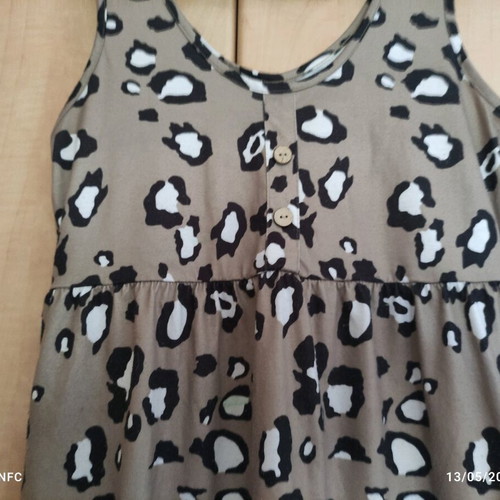 Women's dress one size used, everyday wear