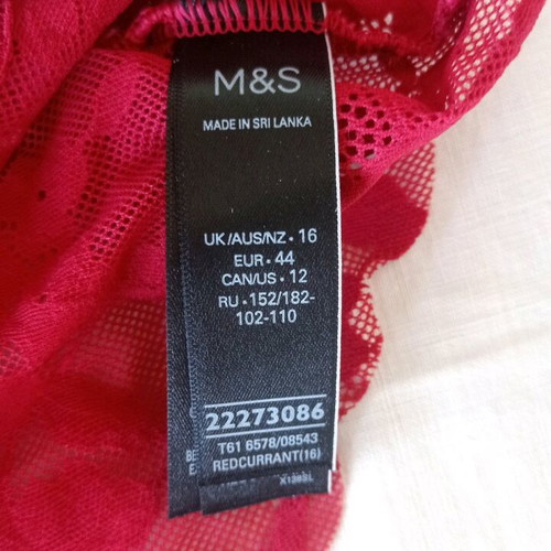 Marks and Spencer lace slip red XL new