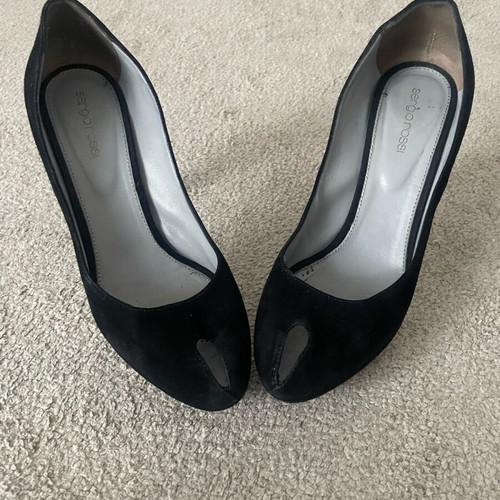 Sergio Rossi black suede pumps used with front opening