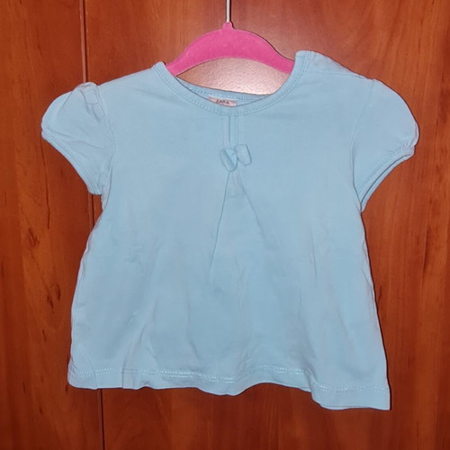 Baby tshirts like new, pack of 4 pieces