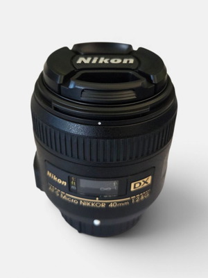 Nikon AF-S DX Micro 40mm f/2.8G lens new