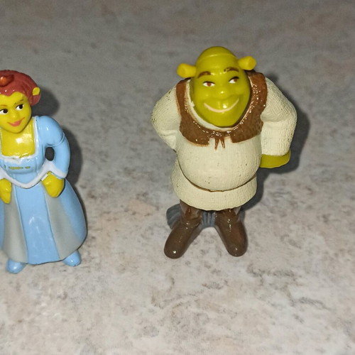 Srek collectible figures new, set of 2