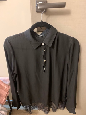 Zara black shirt like new with lace and pleats