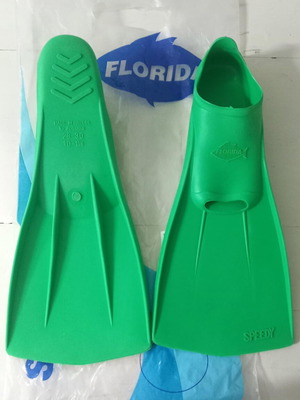 Florida swim fins like new, size 28-30