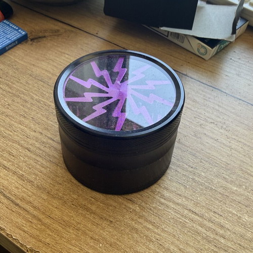 Herb grinder, metal