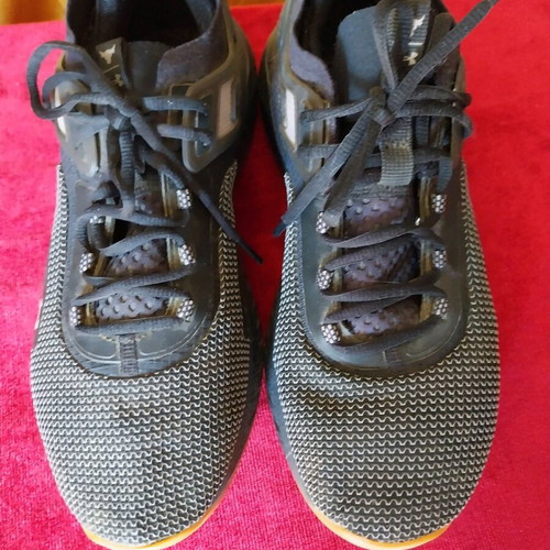 HOVR athletic men's shoes size 45 like new, gray black