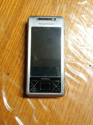 Sony Ericsson Xperia X1 употребяван, колекционерски мобилен телефон