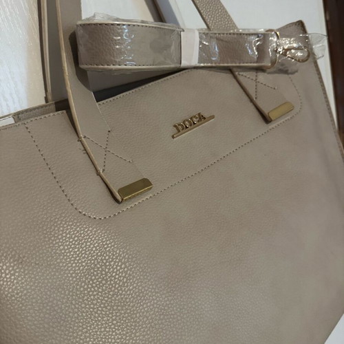 Doca shoulder bag like new, beige and gray with pouch and strap