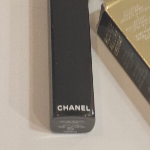 Κραγιόν Chanel Rouge Allure L'Extrait 854 Rouge Puissant καινούργιο