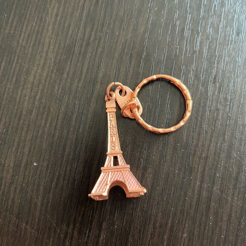 Eiffel Tower keychain new
