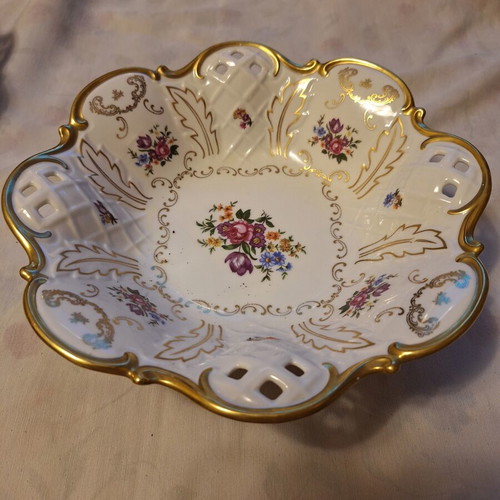 Porcelain plates set from Germany like new, hand-painted with 24k gold