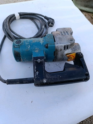 Makita 3520 spare parts used, complete and functional