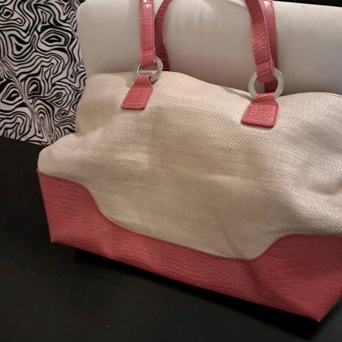 Straw shoulder bag Estee Lauder like new, beige and pink